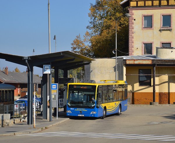 ČSAD_Jindřichův_Hradec,_linka_32,_autobusové_nádraží