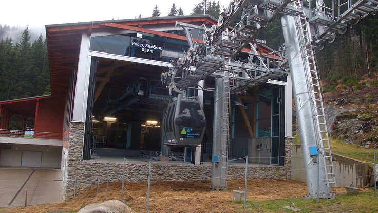 Cableway_to_Sniezka_A_532