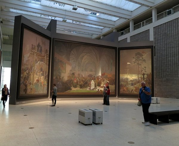 Central_part_of_Slav_Epic_in_Veletržní_palác,_Prague