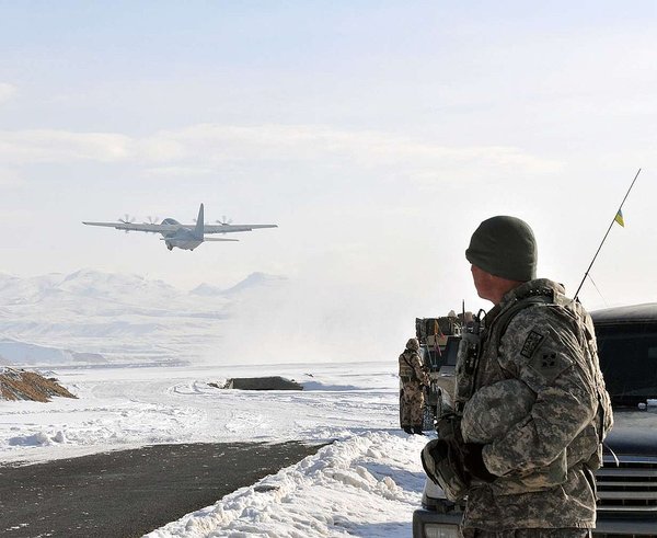 Chaghcharan,_Ghor_Province,_international_forces