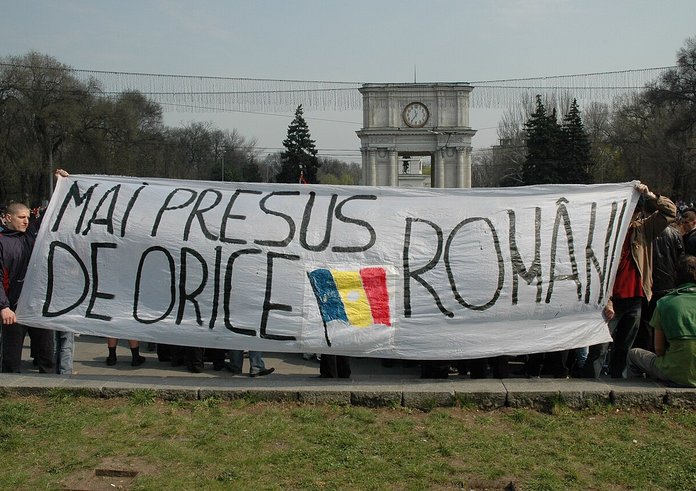 Chisinau_riot_2009-04-07_20