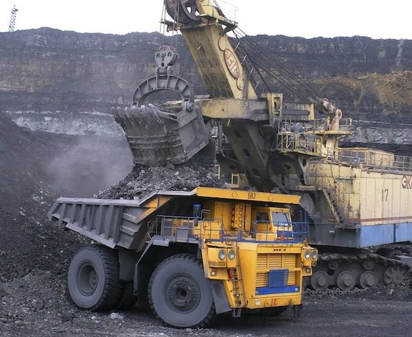 Coal-mining-in-Australia_1