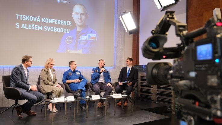 Foto z tiskové konference s Alešem Svobodou