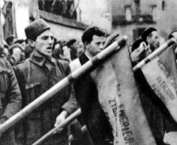 Dabrowszczacy_przysiegaja_wiernosc_sprawie_Republiki