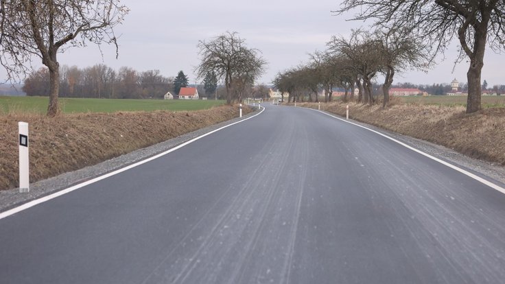 Nová komunikace z Dnešic do Dobřan