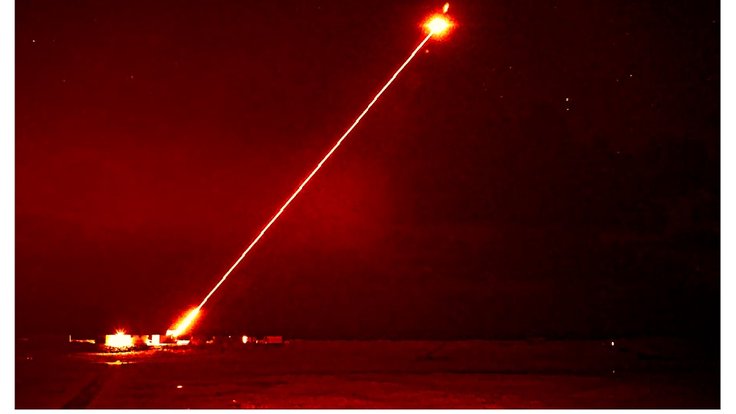 Britská laserová zbraň Dragonfire.