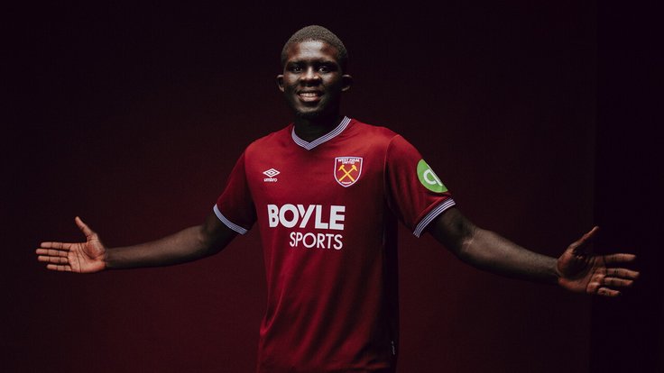 Malick Diouf oblékl dres West Hamu.