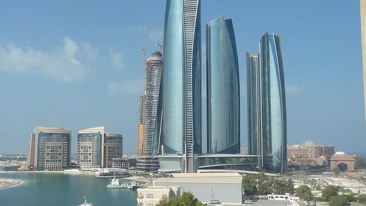 EtihadTowers,_Abu_Dhabi,_November_2012