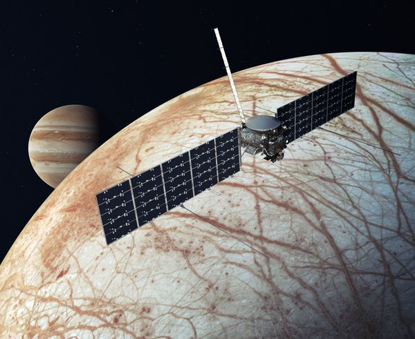 Vizualizace sondy Europa Clipper