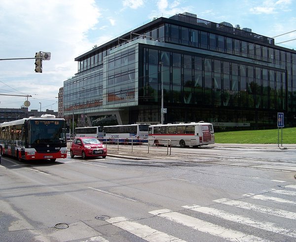 Evropská,_PPF_Gate,_od_Thákurovy
