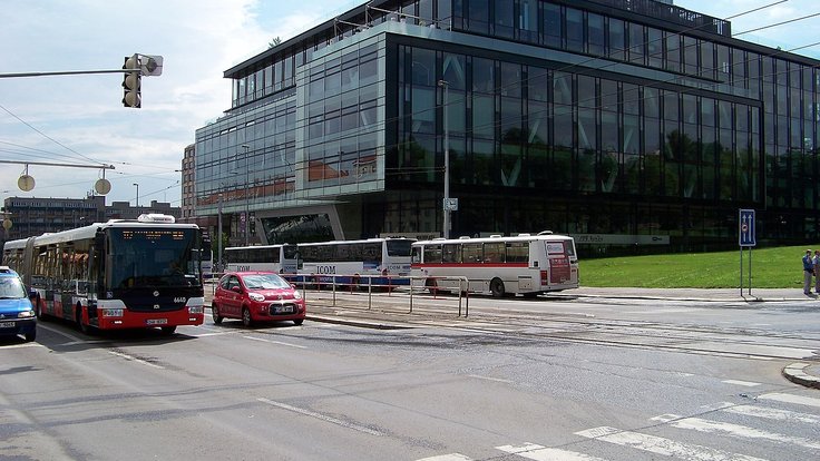 Evropská,_PPF_Gate,_od_Thákurovy