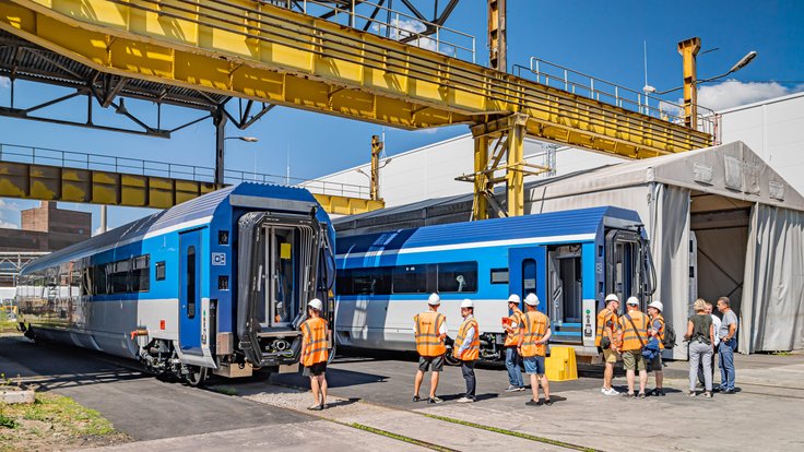 Vlaky od Škody group začali brázdit jihomoravské železnice později než bylo domluveno.