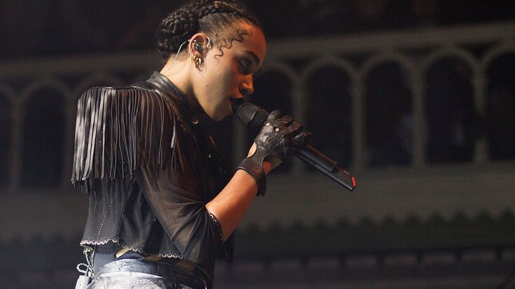 FKA_Twigs_(16113511004)