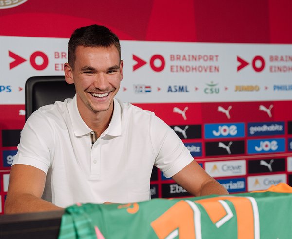 Matěj Kovář bude chytat za PSV.