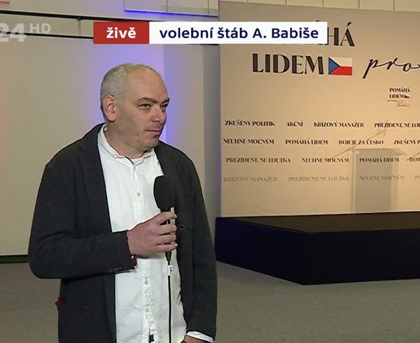 Daniel Köppl během vyhlašování výsledků prvního kola prezidentských voleb byl ve štábu Andreje Babiše.