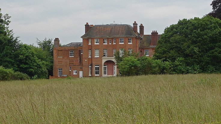 Forest_Lodge,_Windsor_Great_Park_-_geograph.org.uk_-_3520163