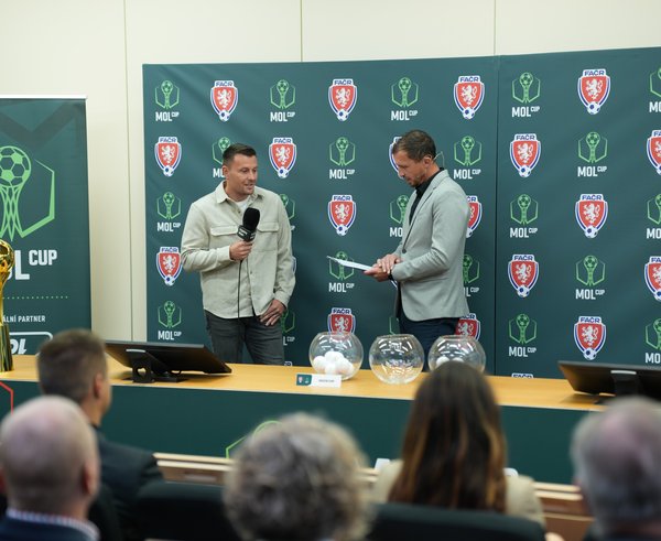 Los osmifinále MOL Cupu.