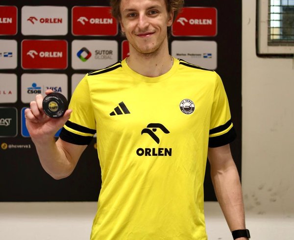 Litvínovský gólman Pavel Čajan.