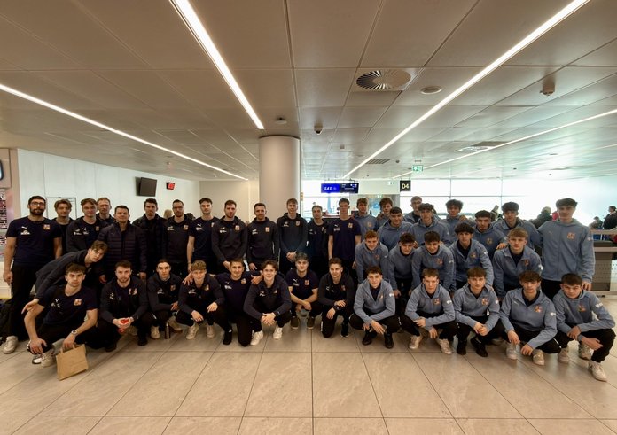 Mužská i juniorská florbalová reprezentace.