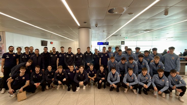 Mužská i juniorská florbalová reprezentace.