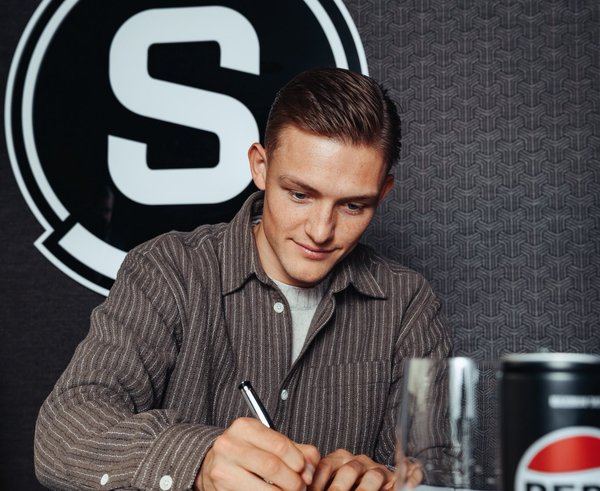 Oliver Sonne přišel do Sparty na hostování.