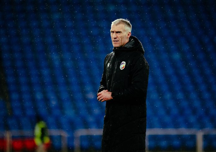 Martin Hyský na tréninku před zápasem v Basileji.