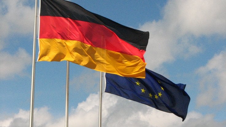 German_flag_(7664367106)