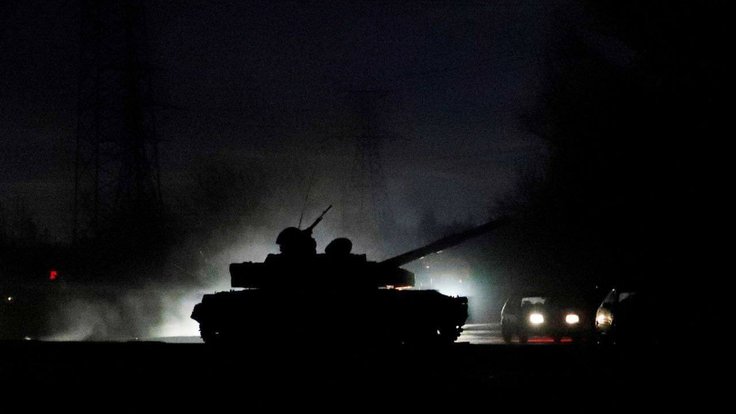 Tanky v ulicích Tripolisu.