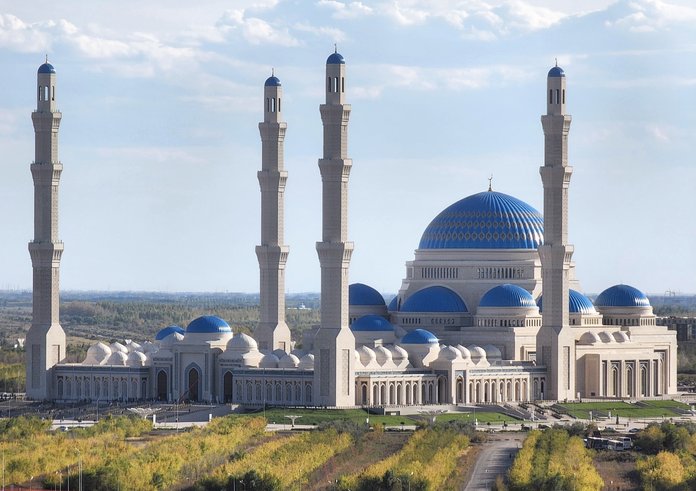 Grand_Mosque_in_Astana,_Kazakhstan