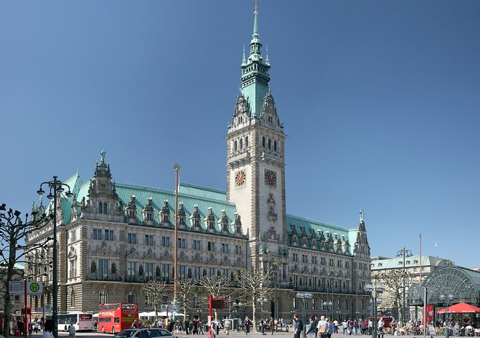 HH_Rathaus_pano1