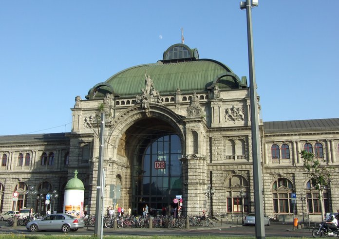 Nürnberg,_Hauptbahnhof-20160304-001