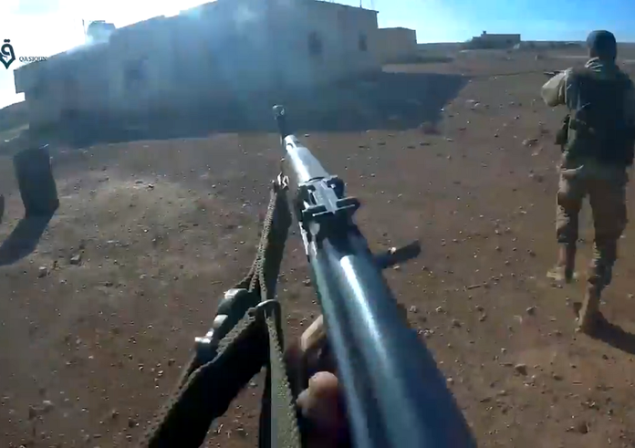 Hayat_Tahrir_al-Sham_storms_Mushairfa_(helmet_camera)