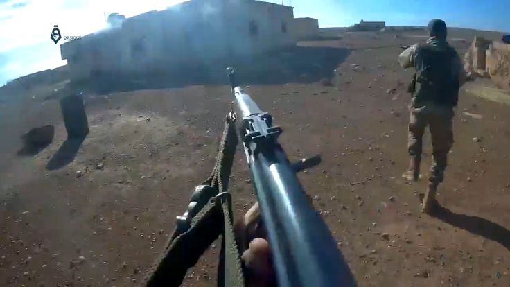 Hayat_Tahrir_al-Sham_storms_Mushairfa_(helmet_camera)