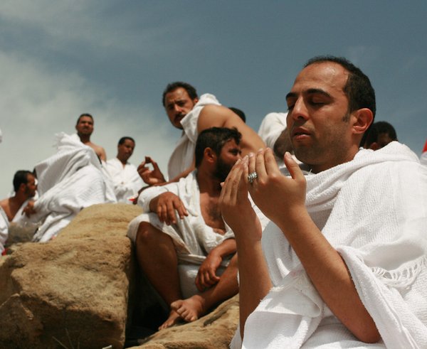 Holding_vigil_-_Flickr_-_Al_Jazeera_English