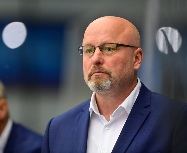 Trenér Patrik Augusta