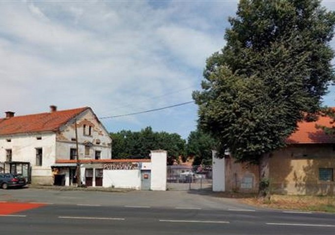 Cholupická tvrz