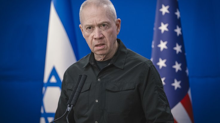Israeli_Minister_of_Defense_Yoav_Gallant_(Galant)_at_a_press_conference_in_Tel_Aviv,_Israel_on_December_18,_2023
