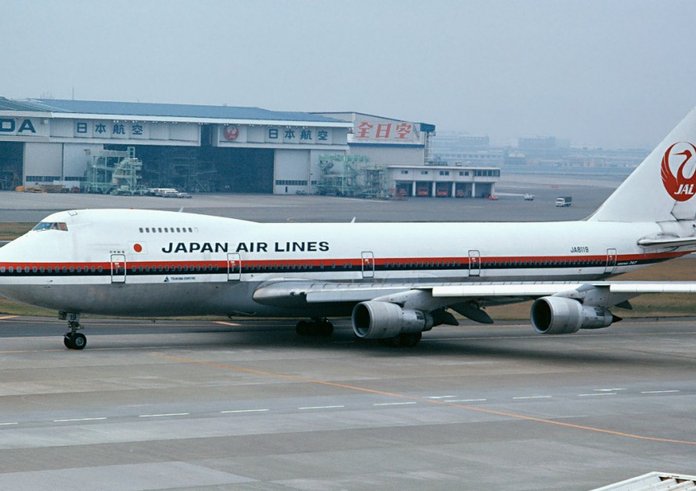 Japan_Airlines_JA8119