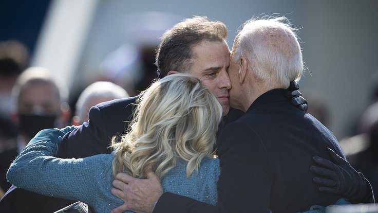 Jill,_Joe_and_Hunter_Biden_during_the_59th_presidential_inauguration