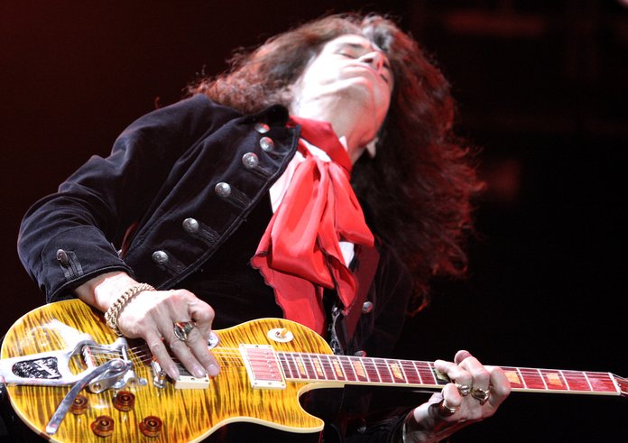 Joe_Perry_1