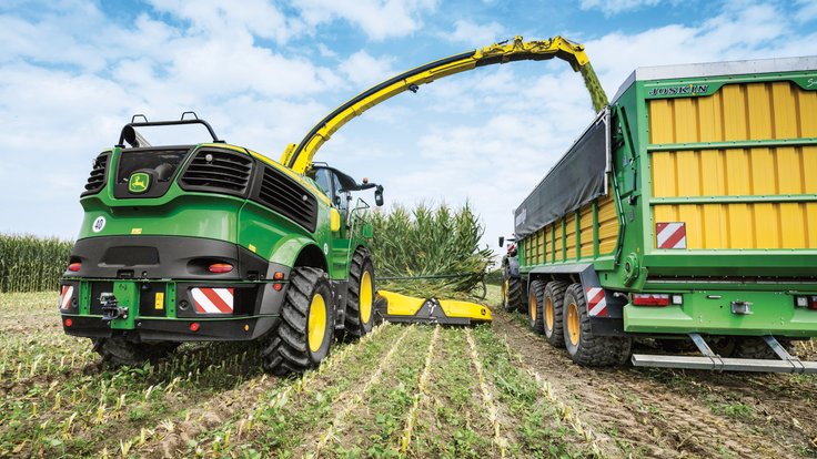 John-Deere_Sklizeci-rezacky_9000_r2g033048