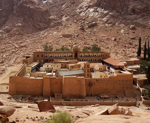 Katharinenkloster_Sinai_BW_2