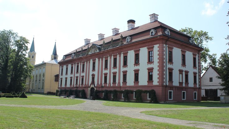 Zámek Kunín