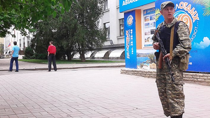 LPR_fighter_in_Luhansk_2