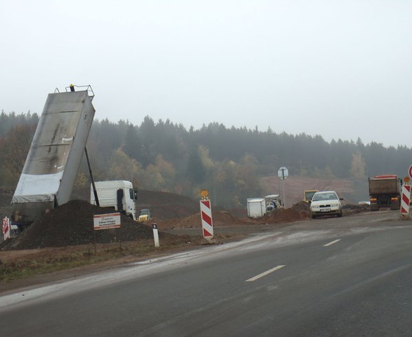 Libkovice,_výstavba_rychlostní_silnice,_stavební_stroje_II