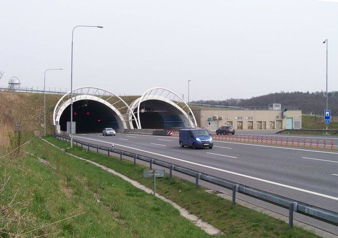 Lochkovský tunel na Pražském okruhu