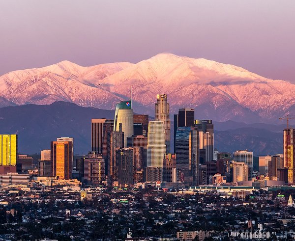 Los_Angeles_with_Mount_Baldy