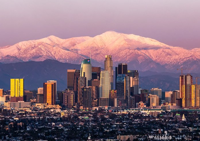 Los_Angeles_with_Mount_Baldy