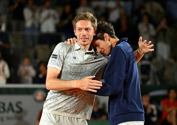 Nicolas Mahut (vlevo) s Pierrem Herbertem.