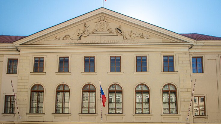 Malá_Strana_Sněmovní,_Thunovský_palác